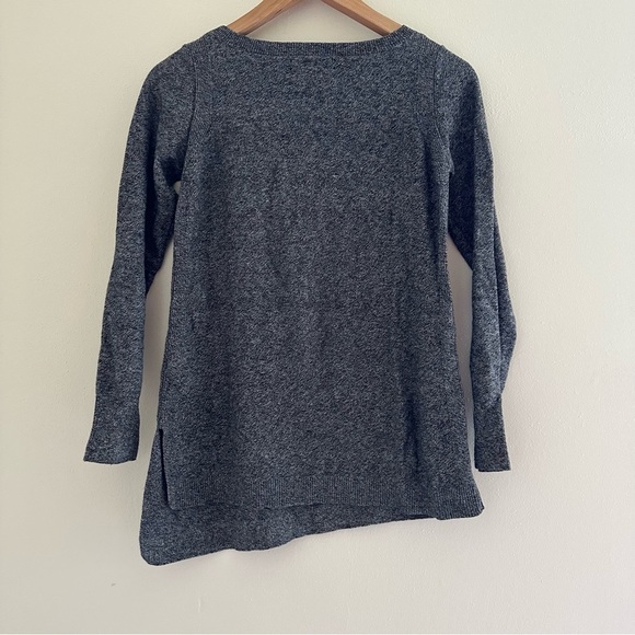 Banana Republic Asymmetrical Hem Crewneck Sweater - Picture 5 of 5